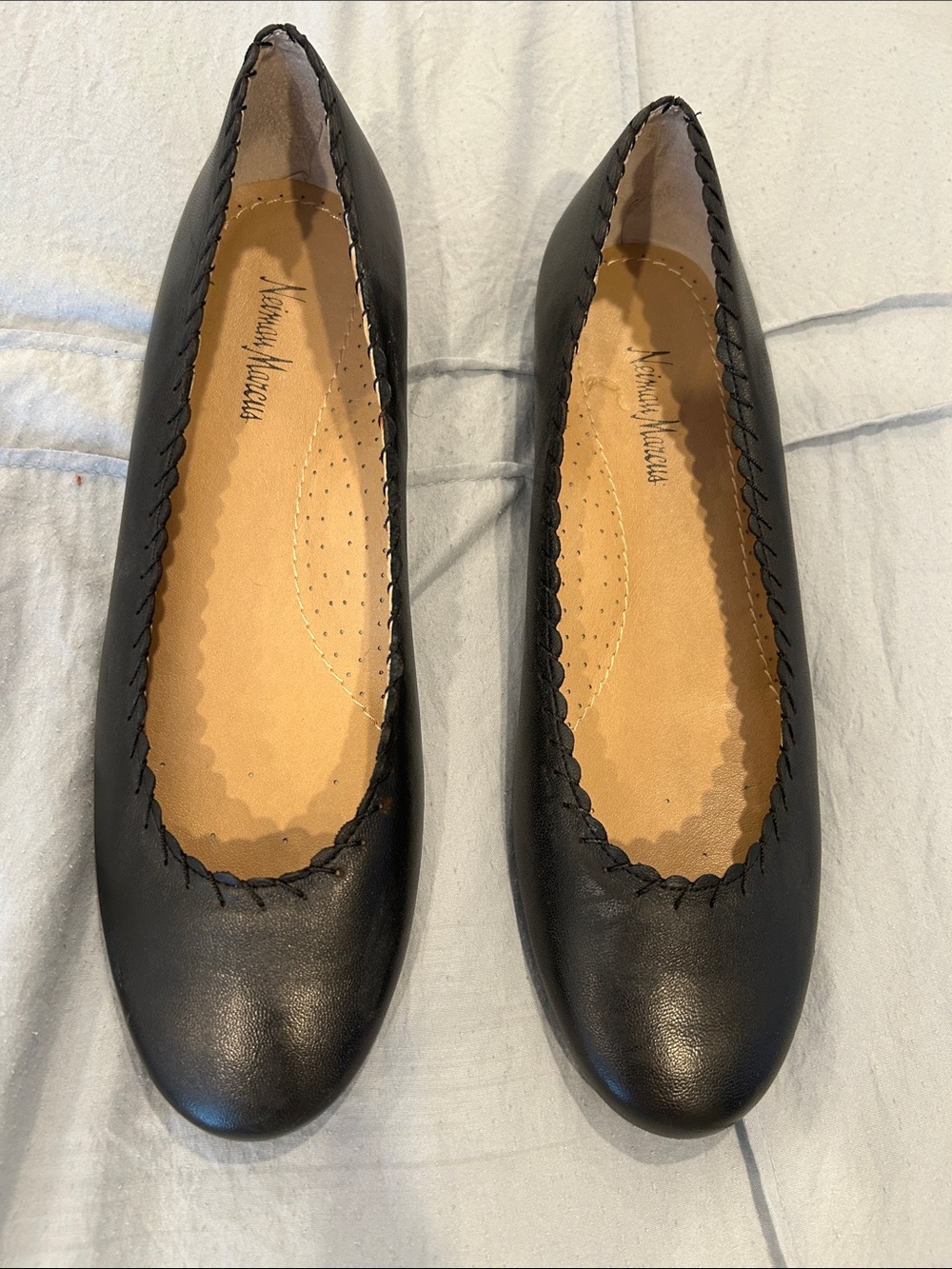 Neiman Marcus Black Leather Scalloped Edge Flats